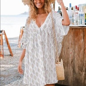 🌊NWT, Cover up Kimono Geometric print. Size MEDIUM🌊